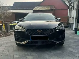 CUPRA Leon Cupra Leon e-Hybrid 1.4 e-Hybrid (180 kW System) V