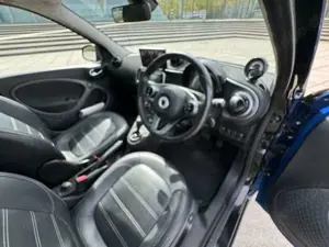 smart forFour 52kW Autom/Rechtslenker Right Hand driv Bild 3