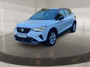 SEAT Arona FR 1.0 TSI LED/Kamera/Assist/DAB/uvm. Bild 2
