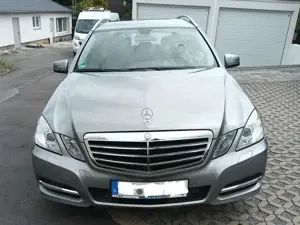 Mercedes-Benz E 200 E-Klasse T-Modell Diesel T CDI DPF BlueEFFICIENCY Automatik Avantgarde