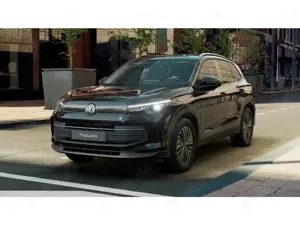 Volkswagen Tiguan 1.5 eTSI DSG Life StandHZG AHK-klappbar Navi Digit