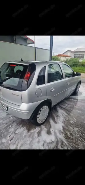 Opel Corsa 1.2 16V Edition