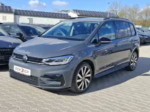 Volkswagen Touran 2.0 DSG R-Line High BLACK Pano 7Si IQ AHK