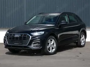 Audi Q5 40 TDI S tronic Quattro Matrix STHZG AHK 19"