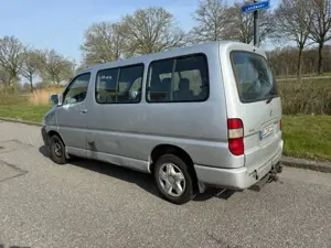 Toyota Hiace Bild 3