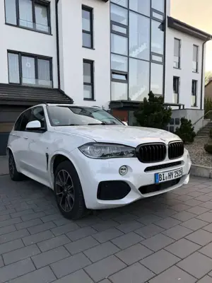 BMW X5 xDrive 30 d M-Paket Voll Ausstattung