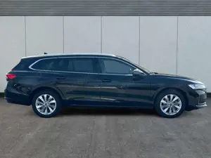 Skoda Superb Combi Selection DSG+AHK+NAVI+EL. HECKKL.+SHZ V+... Bild 5
