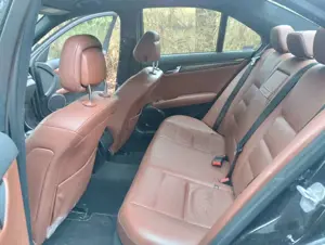 Mercedes-Benz C 280 C-Klasse 4Matic 7G-TRONIC Avantgarde Bild 5