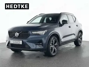 Volvo XC40 27% NACHLASS AUF UPE! XC40 B4 Plus Dark - Standh