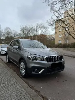 Suzuki SX4 S-Cross Comfort / 1.4 / 140PS / 1. HAND
