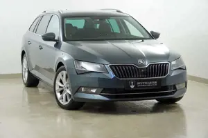 Skoda Superb Combi Style Navi Kamera LED