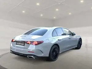 Mercedes-Benz E 300 e 4MATIC AMG+MBUX+Superscreen+Burm+Night Bild 3
