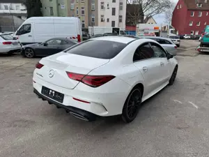 Mercedes-Benz CLA 250 CLA 250 e AMG Line Panoramadach Automatik 1. Hand