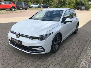 Volkswagen Golf VIII Lim. Active eTSI*Hybrid*Automatik*AHK*