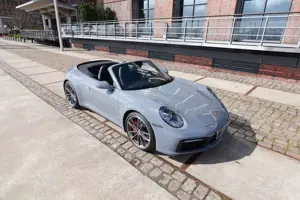 Porsche 992 Carrera 4S Cabriolet Sport-Chrono