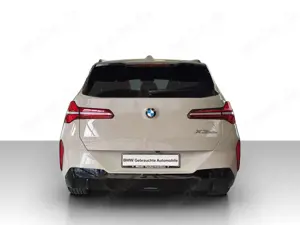 BMW X3 30e xDrive M Sportpaket NaviProf*AHK*Leder Bild 3