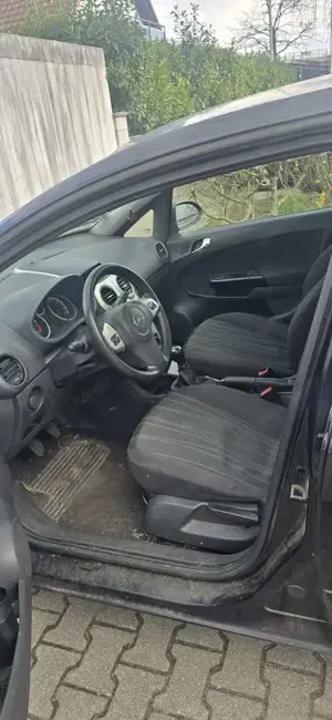 Opel Corsa 1.4 16V Innovation 110 Jahre