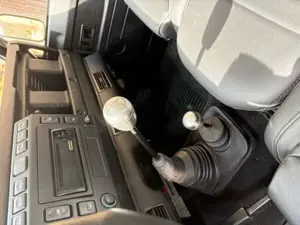 Land Rover Defender SE Bild 4