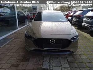 Mazda 3 2.5L e-SKYACTIV G 140ps Automatik Homura