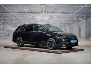 Volkswagen Golf Variant R-Line 2.0 TDI DSG Black Style AHK Bild 4
