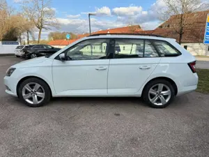 Skoda Fabia Combi 1,0 MPI Cool Plus+Enjoy Paket Bild 4
