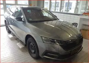 Skoda Octavia Combi 1.5 TSI Sportline Matrix Navi HuD