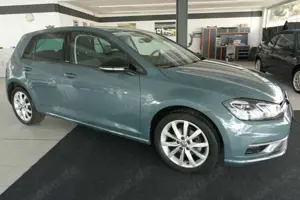 Volkswagen Golf VII IQ-Drive 19200 km! Navi! APP! Kamera!