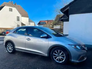 Honda Civic 1.8 i-VTEC Sport