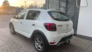Dacia Sandero Bild 3
