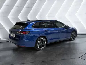 Skoda Superb Combi 2.0 TSI DSG 4x4 SPORTLINE VOLL SUITE Bild 4
