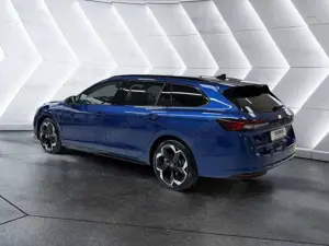 Skoda Superb Combi 2.0 TSI DSG 4x4 SPORTLINE VOLL SUITE Bild 3