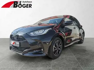 Toyota Yaris 1,5 Hyb. Team-D *GJR SHZ*