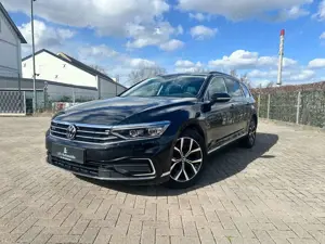 Volkswagen Passat Variant Passat Var. 1.4TSI GTE AID*MTRX*SIDE*STDHZG*360°