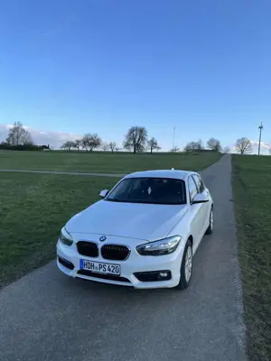 BMW 118 118i Aut. Bild 2