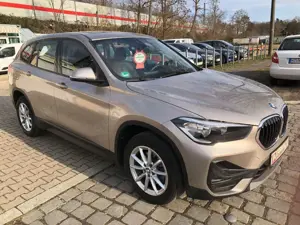 BMW X1 sDrive 18 d AUTOM.PANORAMA,LEDER,KAMERA,