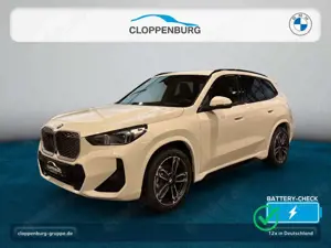 BMW iX1 xDrive30 Head-Up+AHK+StHz+StKlima+Navi+ACC