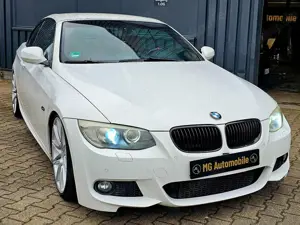BMW 325 325i/M PAKET/NAVI/XENON/ALUFELGEN