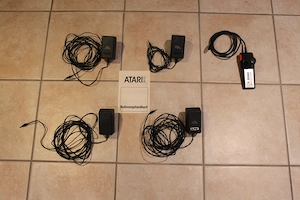 Atari 2600 Netzteile und Joystick (Defekt) abzugeben !