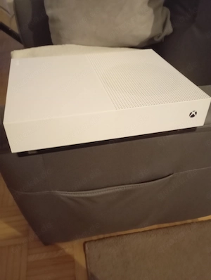 Verkaufe eine Xbox one digital 
