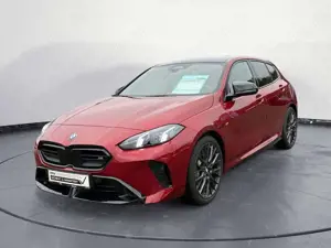 BMW 135 xDrive M Technik Paket M Sportsitze Head Up