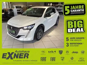 Peugeot 208 e 136 ALLURE PACK LED+Kamera+KeyLess+PDC+