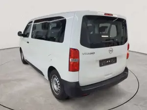 Opel Vivaro Bild 2