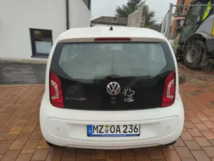 Volkswagen up! up! BlueMotion Technology cup up! Bild 4