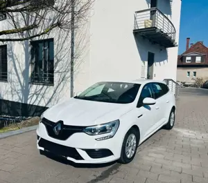 Renault Megane IV Grandtour Life Bild 5