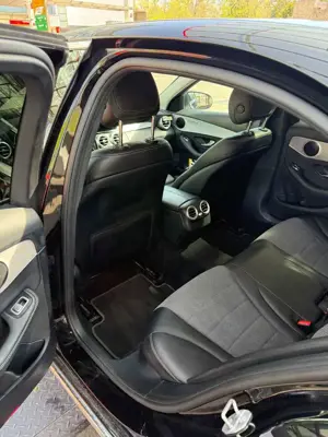 Mercedes-Benz C 300 C-Klasse Plugin Hybrid e 4Matic 9G-TRONIC Avantgarde Bild 5
