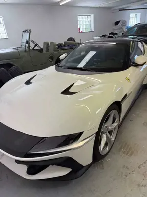 Ferrari 12 Cilindri Coupe