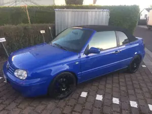 Volkswagen Golf Cabriolet 2.0 Color Concept Vollausstattung