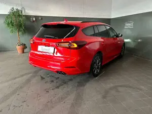 Ford Focus Turnier 1.0 EcoBoost Aut. ST-Line X +GJR Bild 3