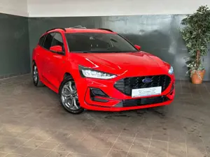 Ford Focus Turnier 1.0 EcoBoost Aut. ST-Line X +GJR Bild 2