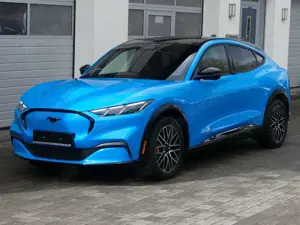 Ford Mustang Mach-E Premium*Pano*